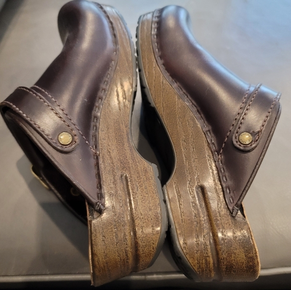 Dansko INGRID Clogs - Picture 2 of 6